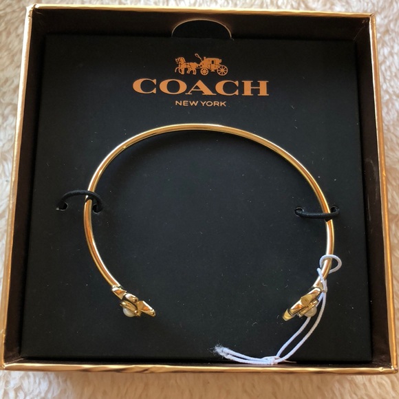 Coach goldtone pearl cuff bracelet (NWT)LAST ONE ! - Picture 6 of 8